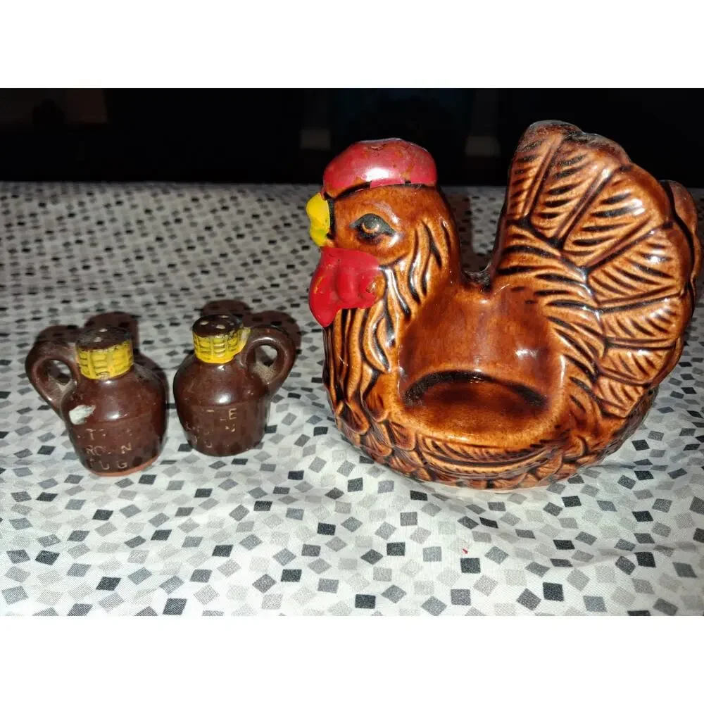 Chicken Napkin Holder With Places For Salt & Pepper Shakers